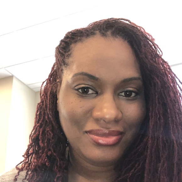 Meet your Posher, Kimberly - Picture 1 of 1